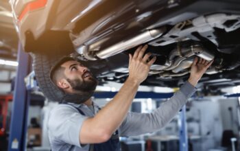 bruit d'échappement à l'accélération